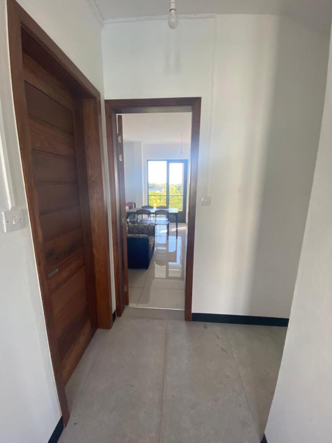 Grand Bay Heights Apartments Luaran gambar